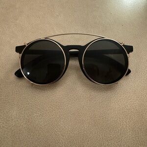 Stylish Black and Gold Round Detachable Sunglasses